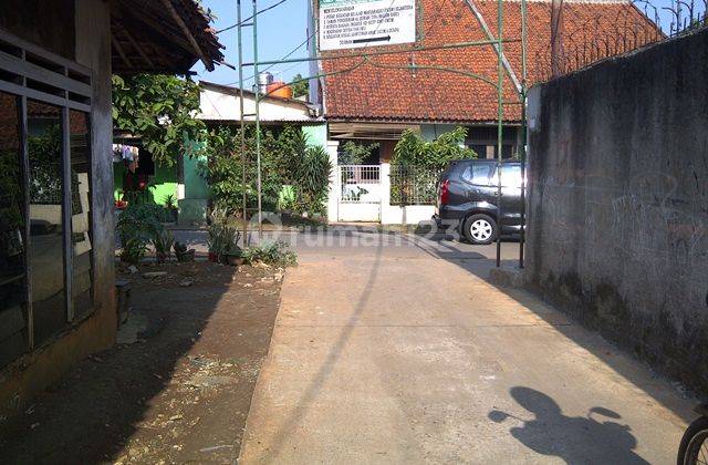 Rumah Tua Hitung Tanah, Lokasi Dekat Jalan Tole Iskandar  2