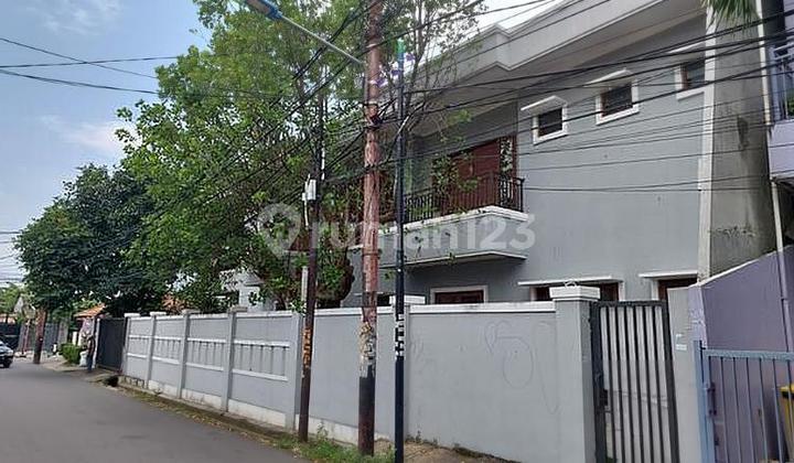 rumah tua hitung tanah Kedoya Jl.Palapa Raya rumah tua hitung tanah Kedoya Jl.Palapa Raya