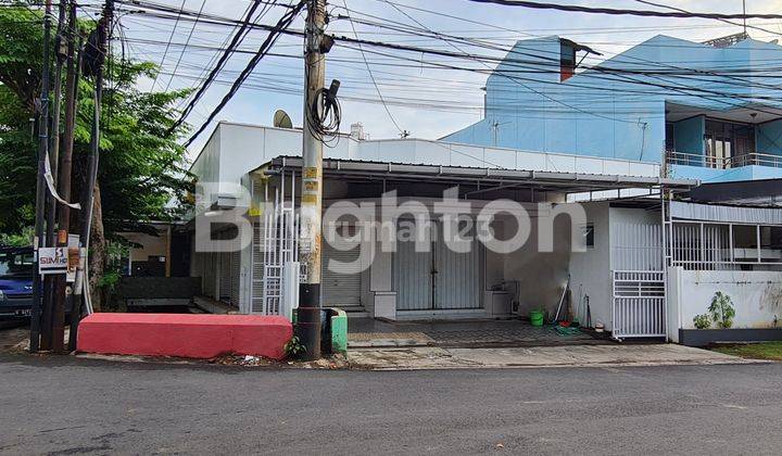 RUMAH HOOK DEKAT SIMPANG LIMA 1