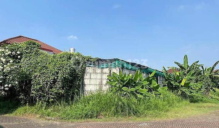 Di Tanah Kavling Modernland