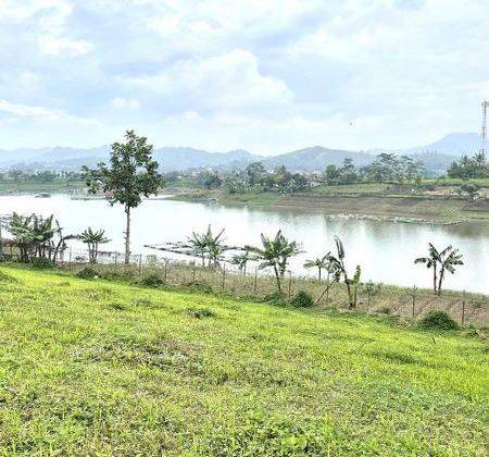 Kota baru parahyangan kavling view danau mantap 1