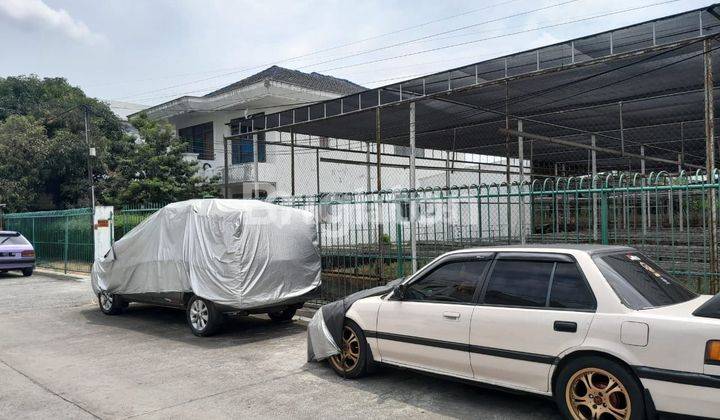 Tanah darat komplek pergudangan Duri Kosambi Jakarta Barat, bonus gedung kantor 2 Lantai 2