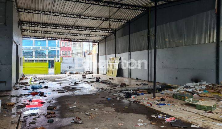 Tanah strategis berikut bangunan di Cileduk Tangerang 2