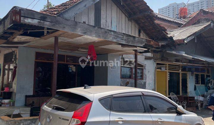 Rumah Di Menteng Wadas Hitung Tanah Saja 1