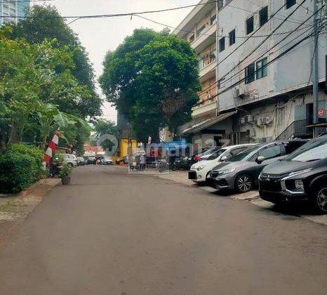 Rumah Tua di Kebayoran Baru Jakarta Selatan, Jalan Lebar, Lingkungan Aman 2