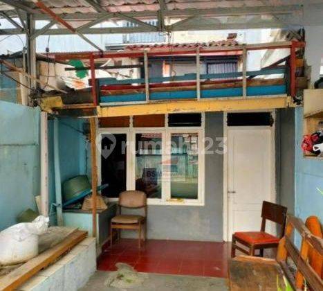 Rumah Tua di Kebayoran Baru Jakarta Selatan, Jalan Lebar, Lingkungan Aman 1