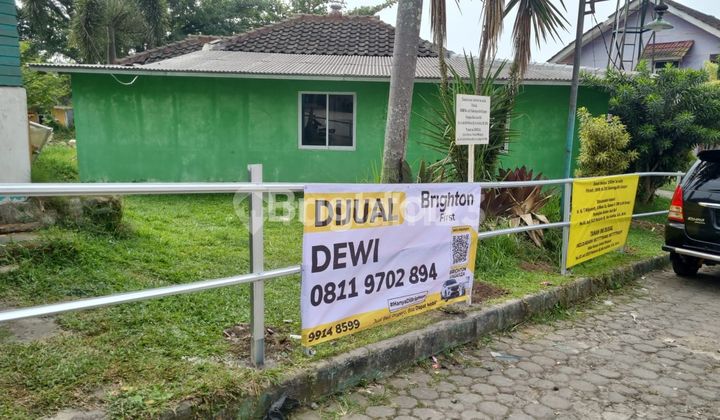 Price drop 500 million, strategic land nestled between 4 roads in Puncak Bogor. Price drop 500 million, strategic land nestled between 4 roads in Puncak Bogor.