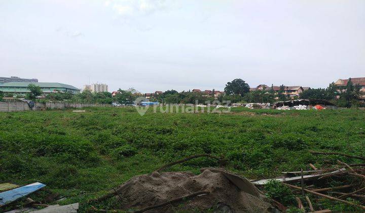 Tanah Kosong, Dekat Sekolah Pah Tsung 2