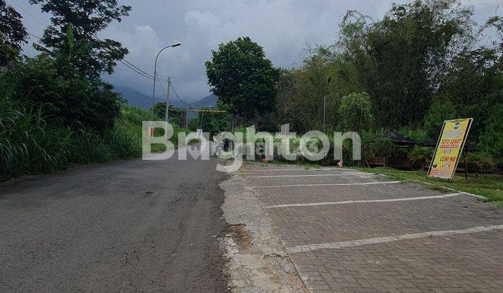 Tanah luas di arah jalur lintas Barat kota Batu 1