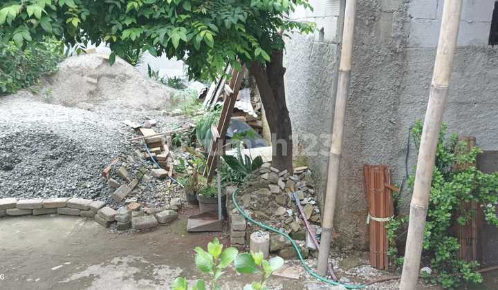 Ready-to-build plot in Pondok Betung