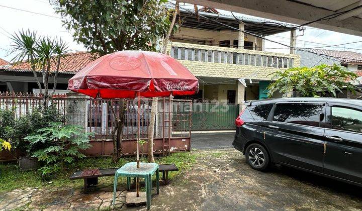 umah dan Bangunan hitung tanah di lokasi strategis Cilandak 2