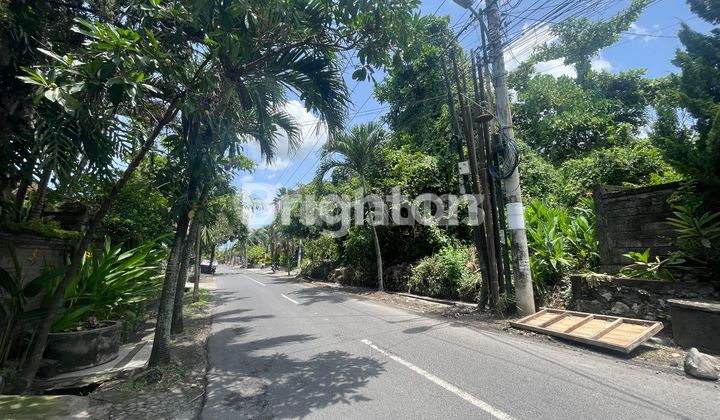 LAHAN DI JALAN UTAMA RAYA PADANG TAWANG - CANGGU, BALI