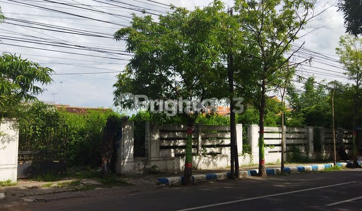 Tanah Luas di Tengah Kota Nganjuk