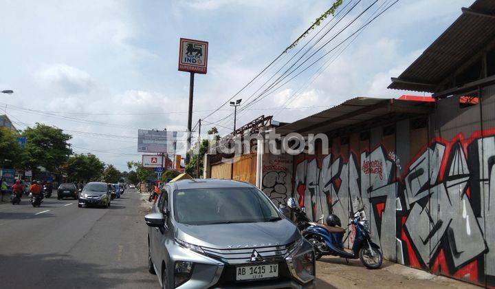 JALAN RAYA BANTUL KODYA YOGYAKARTA, SELANGKAH KERATON MALIOBORO, SUPERINDO, ALFAMART, PUSAT BISNIS DI JALAN UTAMA 1