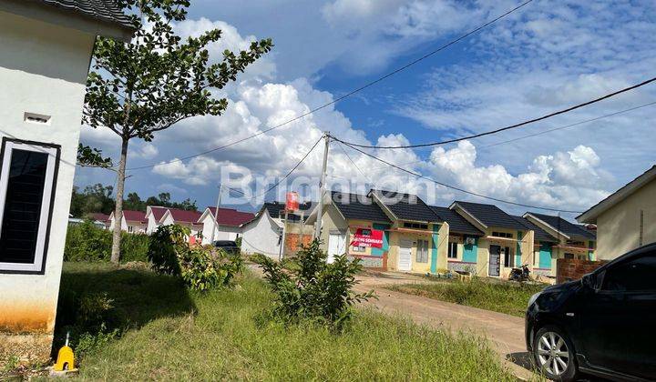 di  tanah di bawah pasaran di tanjung barangan 2