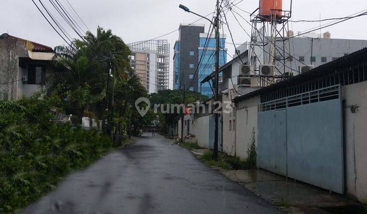 Rumah Hitung Tanah Di  Jl Anggrek Neli, Slipi Jakarta Barat 2