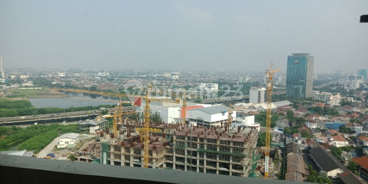 Apartement Cantik dan Murah di Cempaka Mas luas bangunan 94m2 dengan 3 kamar tidur, 1 kamar Pembantu