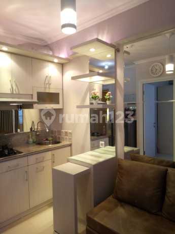 Daily Premium 2 Kamar Green Pramuka City Apartment