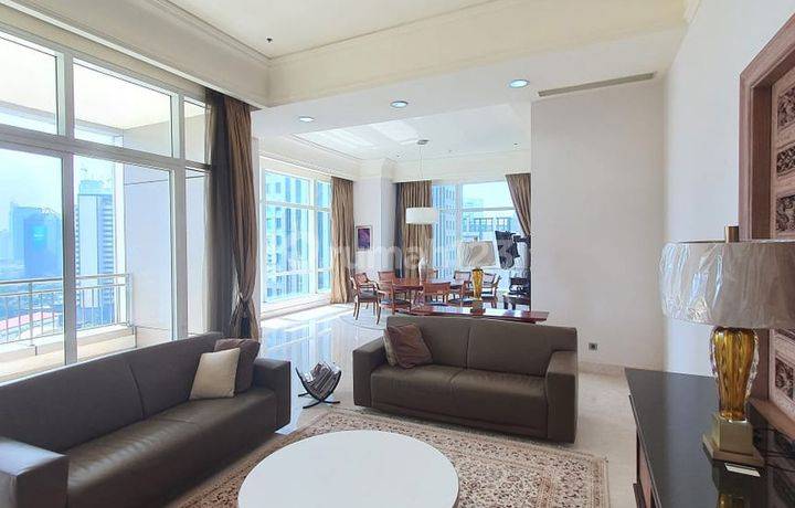 APARTEMEN at PACIFIC PLACE RESIDENCE RITZ CARLTON SCBD 3BR+1