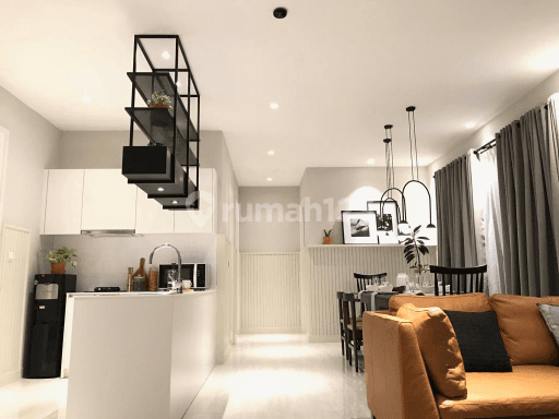 UNIT SPECIAL AKSES LGSUNG GARDEN! 2 BR SIGNATURE LLOYD ALAM SUTERA SEMI FURNISHED