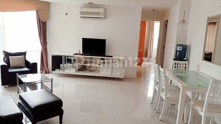 Batavia 2 kamar furnished bagus. Lokasi di CBD