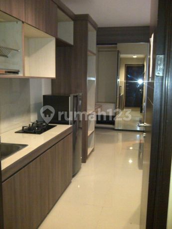 Super Rugi, Butuh Uang