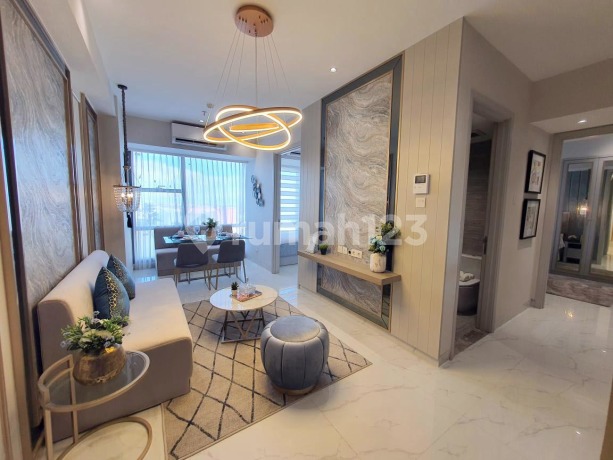 Apartemen Lux di Pakuwon Supermall " La Viz Mansion " , Link dengan Mall, ada Privat Lift, View Golf & View City