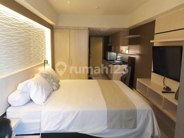 APARTEMEN BULANAN DI Pinnacle, PANDANARAN. 