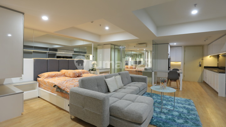 Apartemen minimalis studio besar (luasan 2 unit)