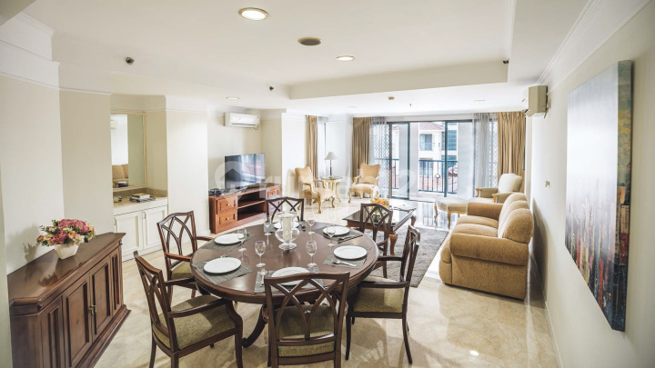Apartemen Golf Hill Terace Pondok Indah 3 BR Furnished Bagus