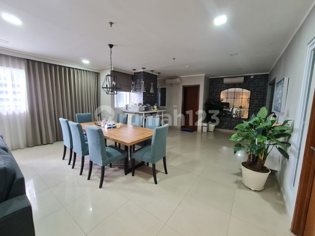 Disewakan 3 BR Apartemen Sahid Sudirman Furnished Cantik Sekali Disewakan 3 BR Apartemen Sahid Sudirman Furnished Cantik Sekali