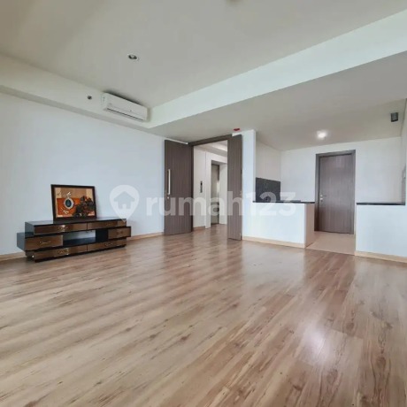 St Moritz New Ambassador Tower Apartment