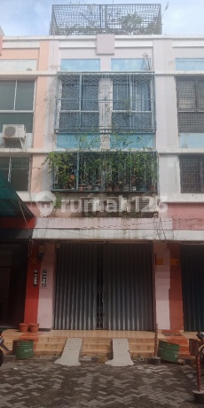 Ruko Mega Grosir Cempaka Mas Lt 55 M2, 4 Lantai, Hadap Selatan, Dibawah Harga Pasaran, Masuk Kontainer 20 Feet Ruko Mega Grosir Cempaka Mas Lt 55 M2, 4 Lantai, Hadap Selatan, Dibawah Harga Pasaran, Masuk Kontainer 20 Feet