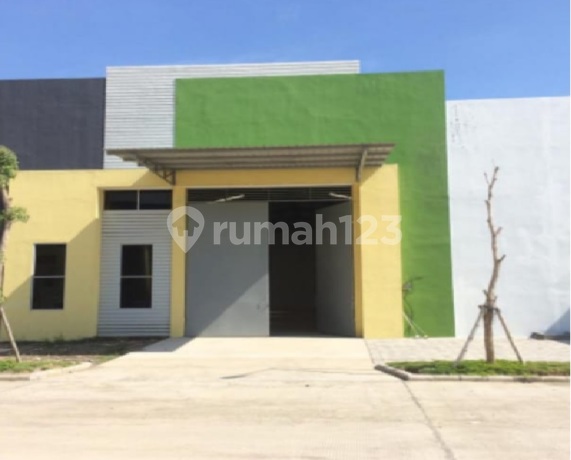 Gudang LT 756 m2 (18x42) LB 756 m2 di Pergudangan Manyar Mas Karimun Gresik