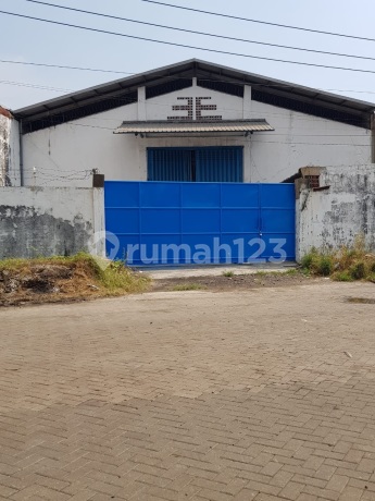 For Rent: 0358 Suri Mulia Warehouse, Margomulyo, Land Area 715 m², Building Area 525 m²