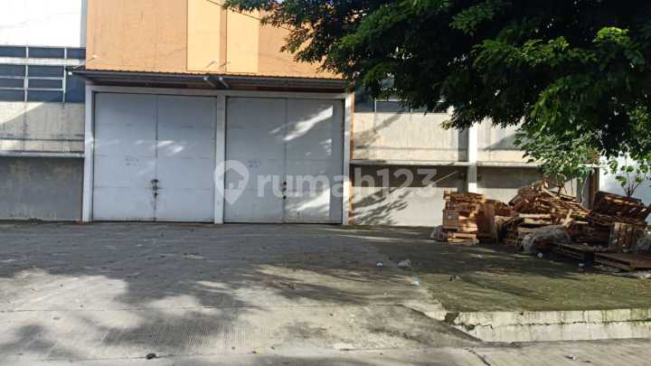 Gudang di Komplek Pergudangan Kamal Bisnis Center Bebas Banjir