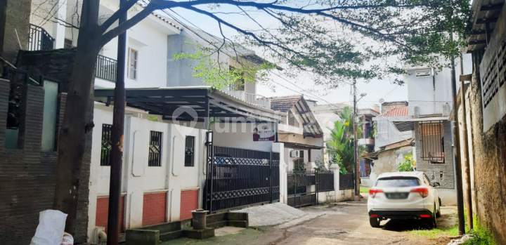 Rumah Bagus Siap Huni Di Perum Ulujami Indah, Jakarta Selatan Rumah Bagus Siap Huni Di Perum Ulujami Indah, Jakarta Selatan