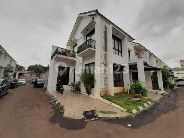 DI RUMAH HOOK DI HARVEST RESIDENCE, CIPUTAT TIMUR, TANGERANG SELATAN *0031-JOE DI RUMAH HOOK DI HARVEST RESIDENCE, CIPUTAT TIMUR, TANGERANG SELATAN *0031-JOE