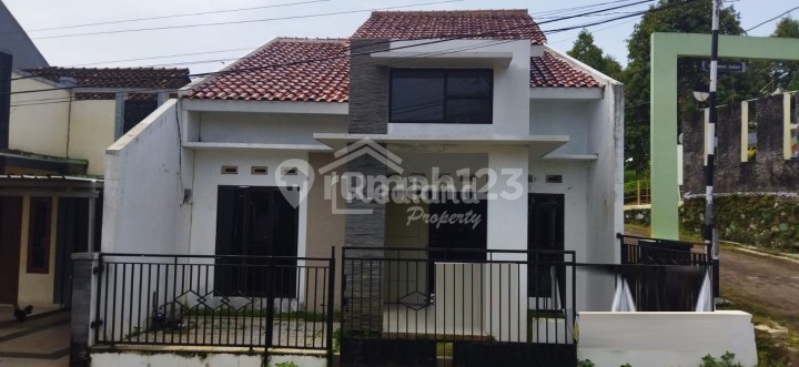 Rumah di Perum Mega Permata Indah , Semarang Ls 3789 