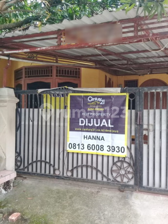 Hunian Dekat Alun-alun Kota Taman Widya Asri