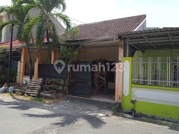 House for Sale in Griya Citra Asri RM, Sememi, West Surabaya