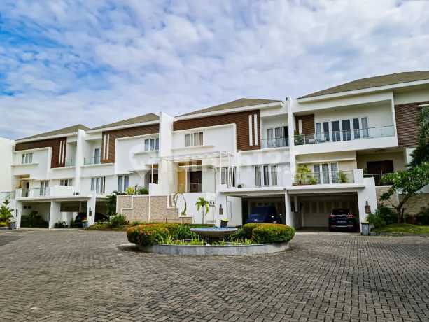 RUMAH TENGAH KOTA MAKASSAR PRIMEWOOD MANSION