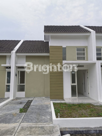 Rumah Baru Sertifikat Hak Milik di Surya Breeze, Sidoarjo Rumah Baru Sertifikat Hak Milik di Surya Breeze, Sidoarjo