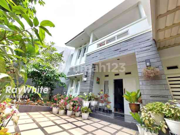 Rumah di Kompleks Kavling DPRD DKI Cibubur, 3 menit ke LRT Harjamukti