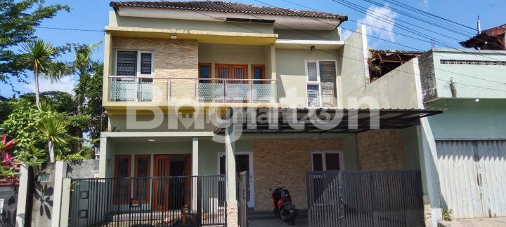 RUMAH SIAP HUNI JAMBUSARI. SELANGKAH HARTONO MALL, STADION MAGUWOHARJO