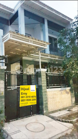 Rumah di Taman Siwalan Indah Menganti Gresik, Minimalis, 2,5 Lantai, Siap Huni