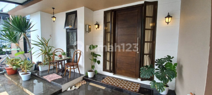 Tranquil and Spacious Home in the Strategic Location of Bintaro Terrace