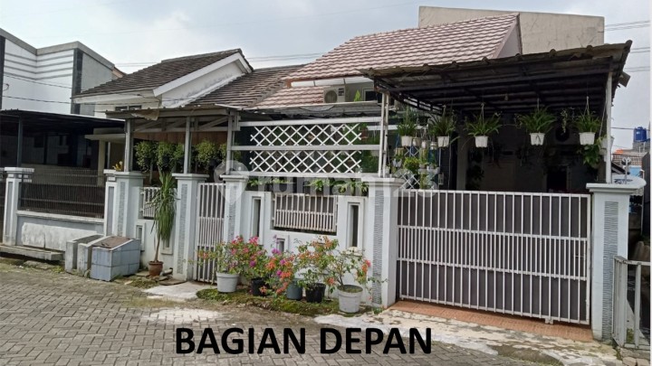 Rumah Puri Nirwana, Jl Boulevard Cibinong (E) Rumah Puri Nirwana, Jl Boulevard Cibinong (E)