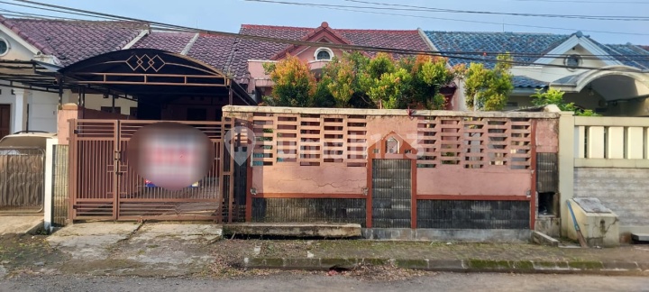 Rumah kebun raya residence dekat Sportclub dan Tempat Ibadah Rumah kebun raya residence dekat Sportclub dan Tempat Ibadah
