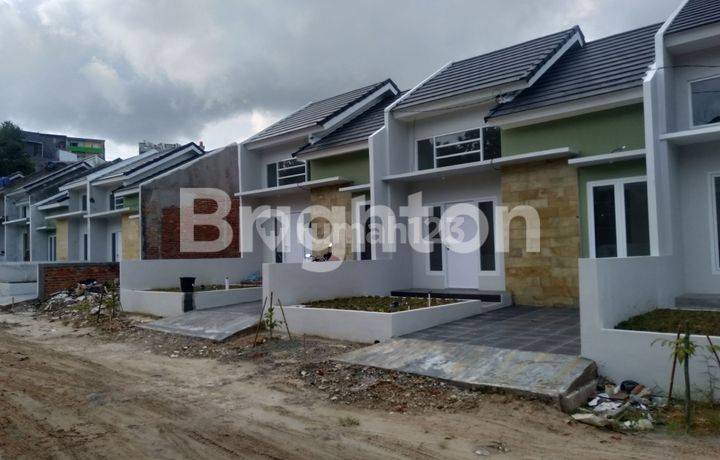 RUMAH MURAH TENGAH KOTA PERUMAHAN PESONA KHATULISTIWA